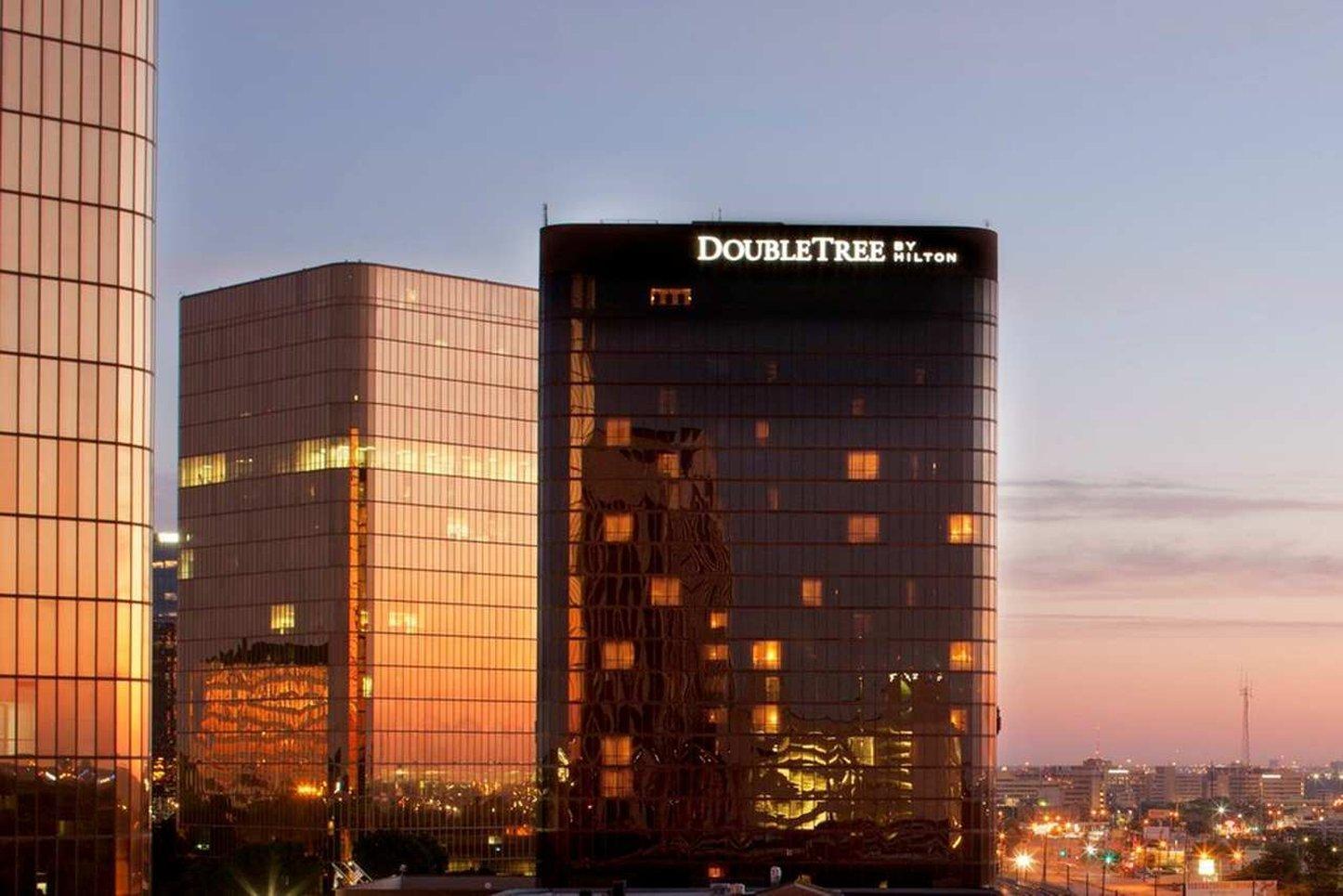 Doubletree By Hilton Hotel Dallas Campbell Centre Exterior foto